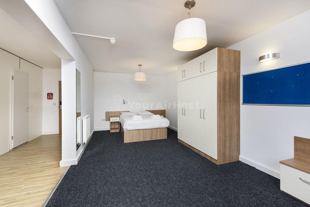 Spacious At Axo Camden In * Londra